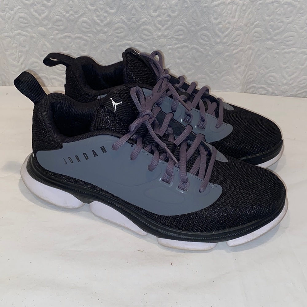 Jordan Impact TR Gray - 854289-011. Size 8